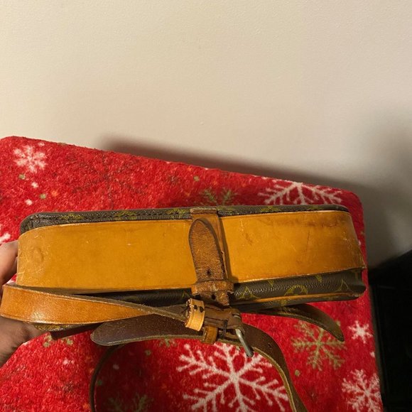 Louis Vuitton Cartouchiere GM - Picture 14 of 16